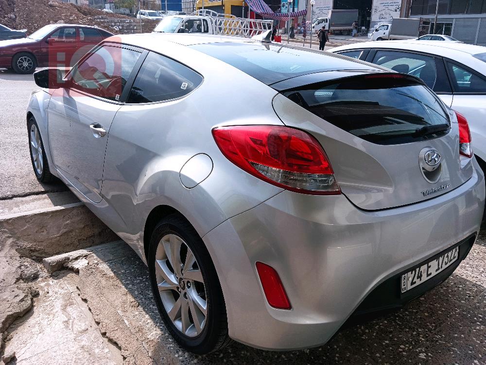 Hyundai Veloster